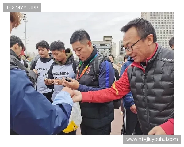 兰州足球崛起之路:探索地方球队的发展与挑战 兰州足球崛起之路:探索地方球队的发展与挑战